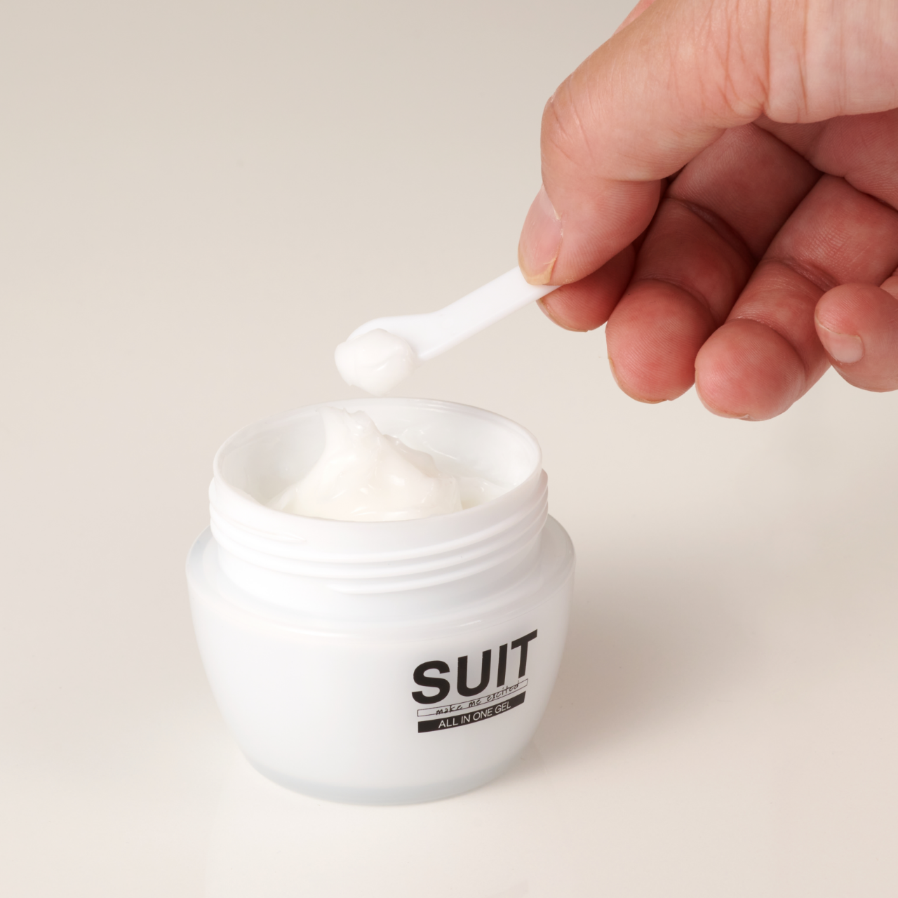 SUIT SUIT オールインワンゲル+プラス make me excited オールインワン